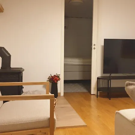 Apartment Near The Sea